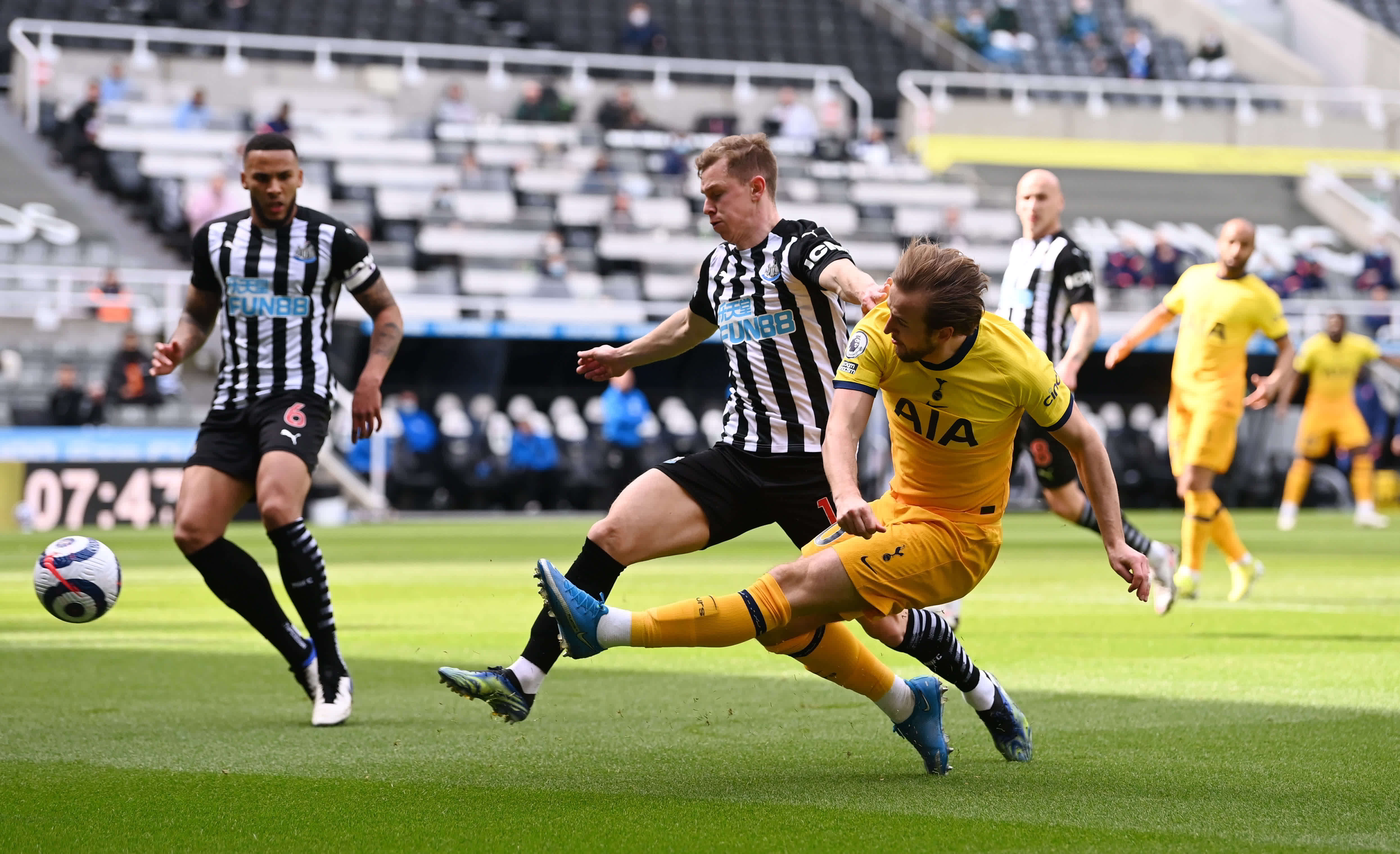 其中包括 其中包括